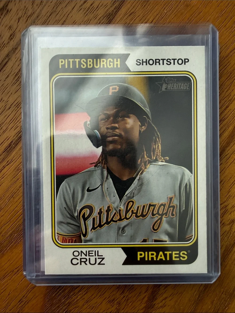 Topps Pittsburgh Pirates Black and Gold Oneil Cruz Heritage Card